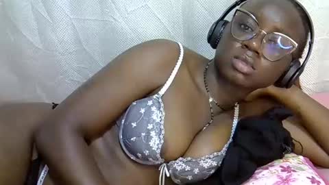 daddysdoll online show from April 21, 2026, 2:51 am