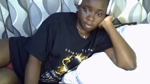 Snapshot of cute_gee chatting on June 21, 2026, 11:29 pm daddysdoll online show from June 21, 2026, 11:29 pm