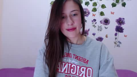 Isabella online show from May 7, 2026, 11:10 pm