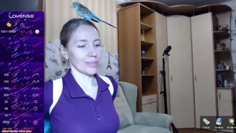 cute_lion_ online show from February 8, 2025, 11:33 am