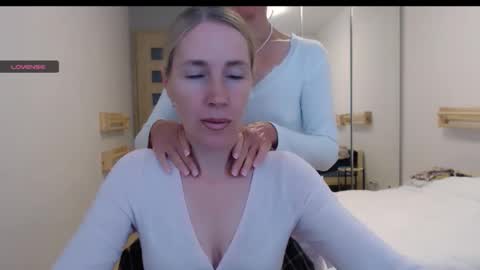 cute_lion_ online show from October 20, 2025, 2:28 pm