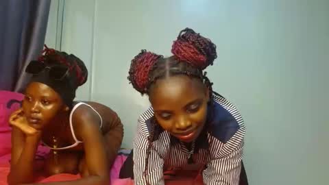 cute_lorna online show from April 18, 2026, 1:15 pm