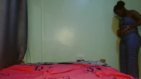 cute_lorna online show from April 20, 2026, 3:15 pm