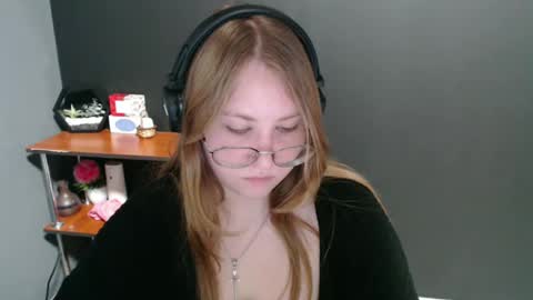 Veronica online show from January 8, 2025, 11:32 am