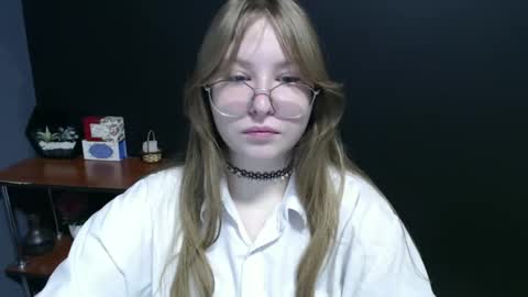 Veronica online show from January 27, 2025, 7:14 am