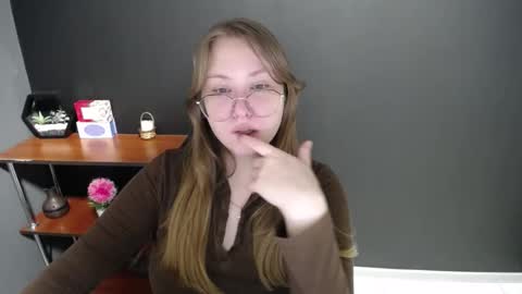 Veronica online show from February 7, 2025, 7:29 am