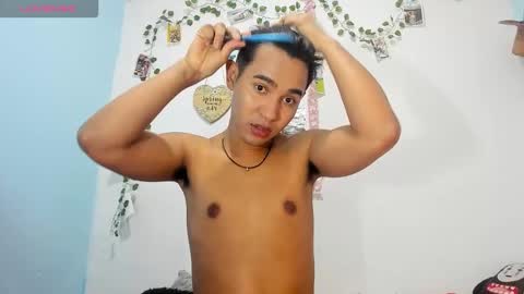 cute_sammy_1 online show from November 20, 2025, 11:43 am