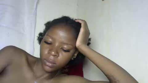 Snapshot of cute_sexy3 chatting on February 28, 2025, 9:15 am SHARON online show from February 28, 2025, 9:15 am