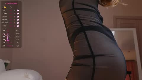  Hey im Kristina Thank you for your support  online show from February 17, 2025, 8:09 am