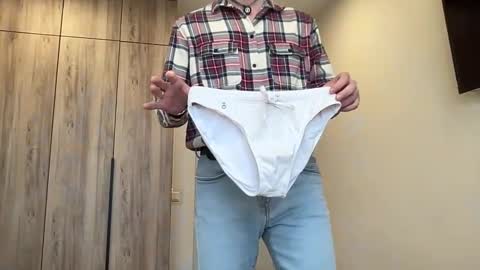 cute_skywalker online show from February 27, 2026, 12:38 pm