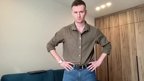 cute_skywalker online show from April 20, 2026, 11:35 am