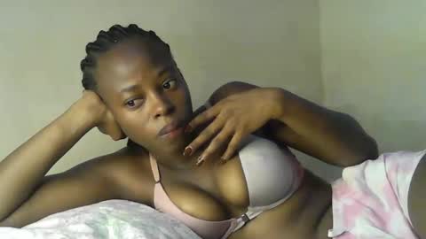 Snapshot of cute_sonny chatting on December 23, 2025, 6:00 am cute_sonny online show from December 23, 2025, 6:00 am