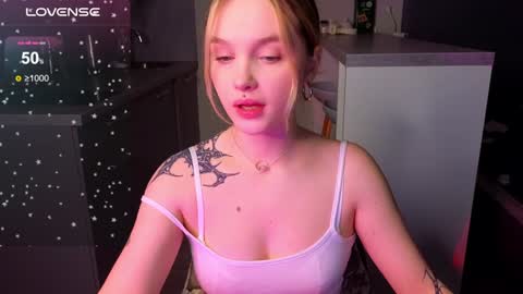 Sue online show from December 2, 2024, 1:24 pm