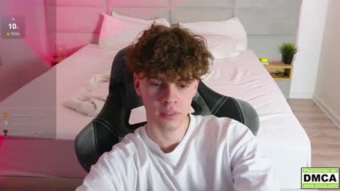 Thomas -  online show from February 5, 2025, 3:23 am