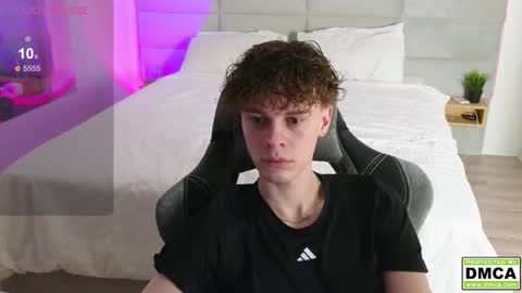 Thomas -  online show from March 11, 2025, 7:25 pm