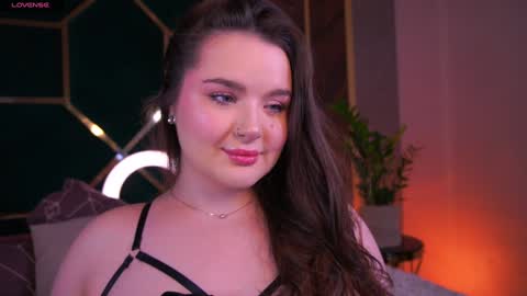 Amber online show from January 22, 2025, 11:43 pm