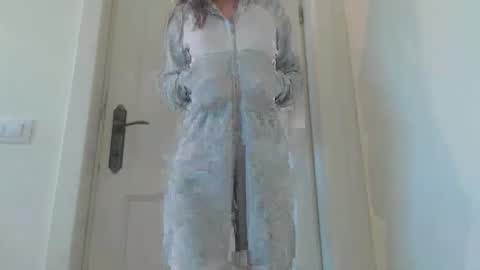 Anne-Marie  online show from October 29, 2025, 10:17 am