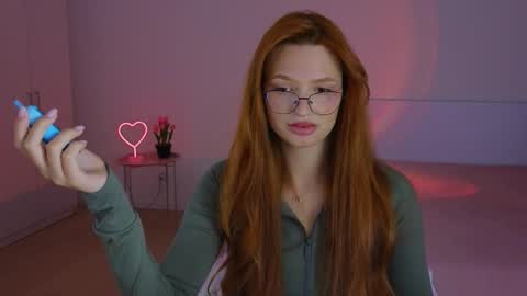 Ariel online show from October 13, 2025, 3:56 pm