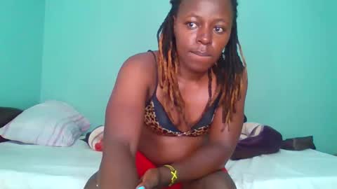 Cuteberry87 online show from February 3, 2026, 7:46 am