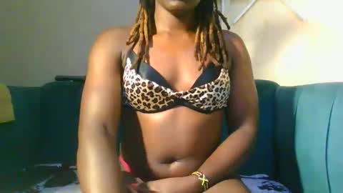 Cuteberry87 online show from April 19, 2026, 6:32 pm