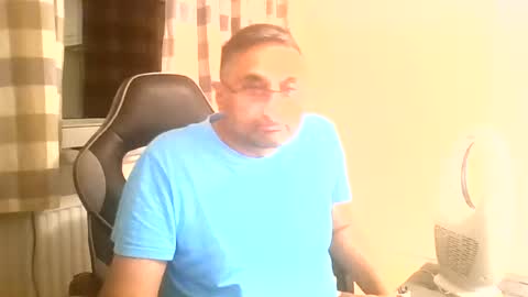 Snapshot of cuteboy74402999 chatting on July 4, 2026, 11:11 pm fuktoiboi online show from July 4, 2026, 11:11 pm
