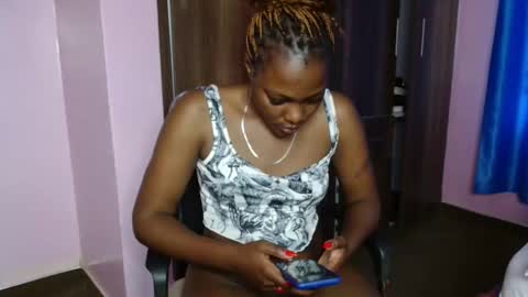 Snapshot of cutebuu chatting on November 12, 2025, 8:48 am cutebuu online show from November 12, 2025, 8:48 am