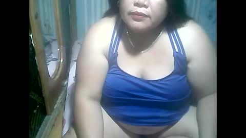 cutechubbyasian online show from December 17, 2025, 4:02 pm