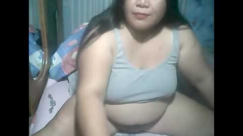 cutechubbyasian online show from January 7, 2026, 12:29 pm