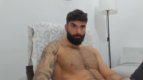 cuteeboy online show from February 25, 2025, 3:27 pm