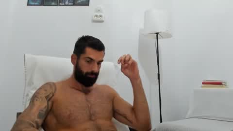 cuteeboy online show from September 15, 2025, 6:08 pm