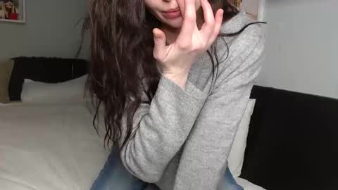 Anna online show from December 19, 2024, 12:23 pm