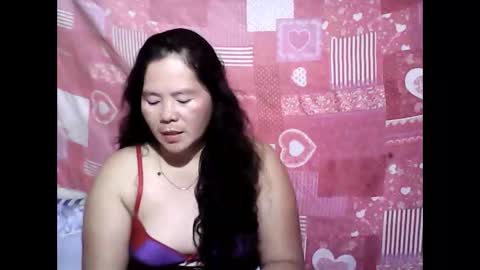 Snapshot of cutehornymom chatting on June 3, 2026, 7:19 pm cutehornymom online show from June 3, 2026, 7:19 pm