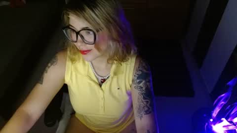 Snapshot of cuteisabella_a chatting on June 22, 2026, 6:38 pm isabella online show from June 22, 2026, 6:38 pm
