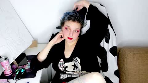 Alice online show from December 25, 2024, 2:35 am