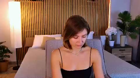 cutemirage online show from June 22, 2026, 2:36 pm