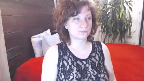 Snapshot of cutemoan chatting on June 19, 2026, 9:07 pm Rita online show from June 19, 2026, 9:07 pm