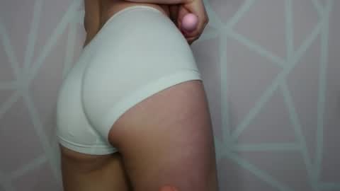 Snapshot of cutesophia11 chatting on February 16, 2025, 4:31 am sophia online show from February 16, 2025, 4:31 am