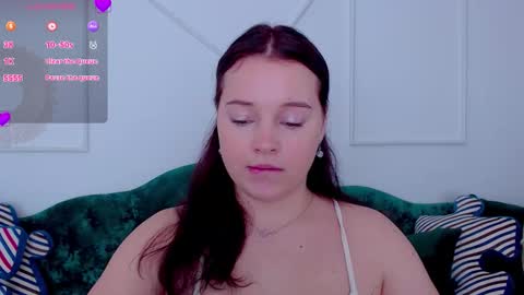 Nika  online show from October 4, 2025, 9:02 pm