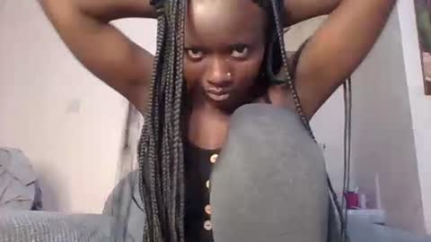 cutie_choco online show from April 20, 2026, 5:48 pm