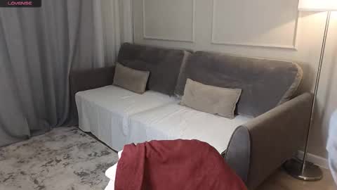 Kate online show from September 29, 2025, 11:59 am