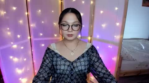 cutie_nikky online show from January 14, 2026, 4:51 am