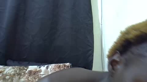 cuttey_slim22 online show from April 17, 2026, 7:39 pm