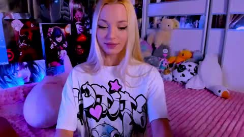 Nora online show from December 22, 2024, 9:31 pm