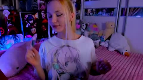 Nora online show from April 30, 2026, 8:57 pm