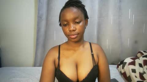 cutypookie online show from September 23, 2025, 7:28 pm