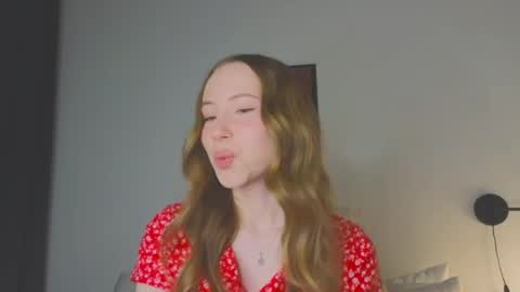 Snapshot of cuute_angell chatting on May 15, 2026, 5:09 pm Virginia See you on Sunday online show from May 15, 2026, 5:09 pm