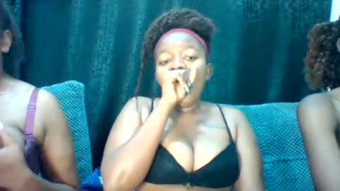 cuvy_babe online show from July 15, 2026, 4:07 am