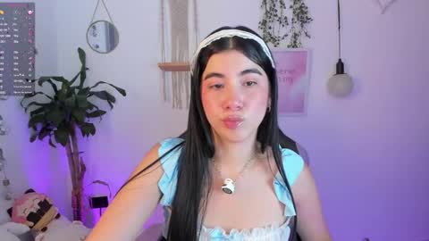Snapshot of cyber_lizz chatting on April 27, 2026, 10:19 pm Liz online show from April 27, 2026, 10:19 pm