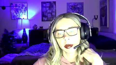 Nicki Molotov online show from January 5, 2025, 2:38 am