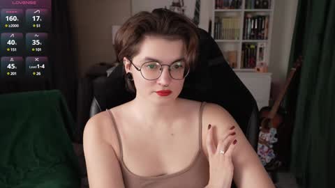 Helen Blossom online show from December 3, 2024, 8:50 pm